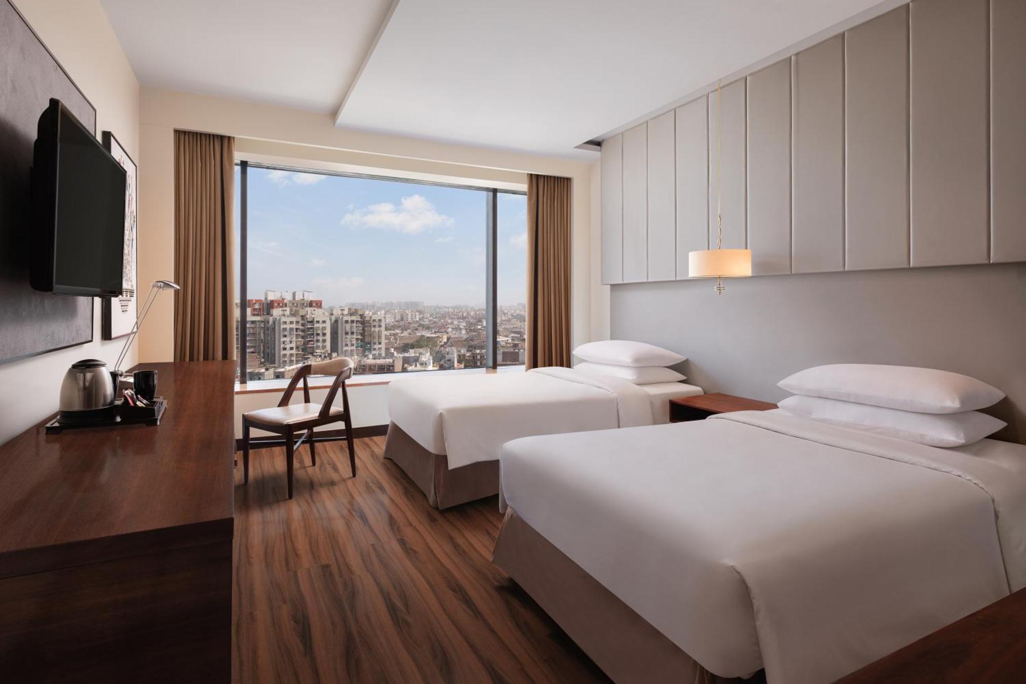 Renaissance Ahmedabad Hotel Exterior photo